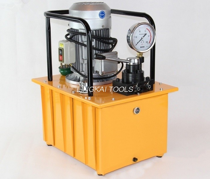 Visokotlačna električna črpalka z enojnim delovanjem 220 W / 380 W 700 barov 50 HZ